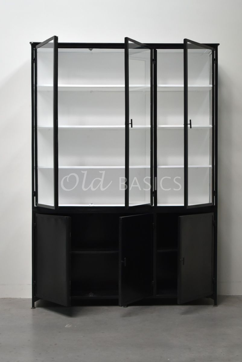 Detail van Apothekerskast Ilya trois NB Grand, zwart, materiaal staal